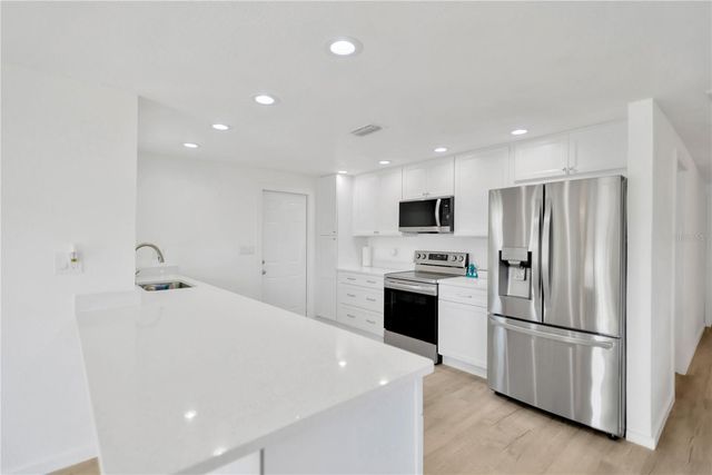 13724 COX AVENUE, Hudson, FL 34667