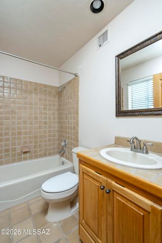 2817 E Sierra Vista Road, Tucson, AZ 85716