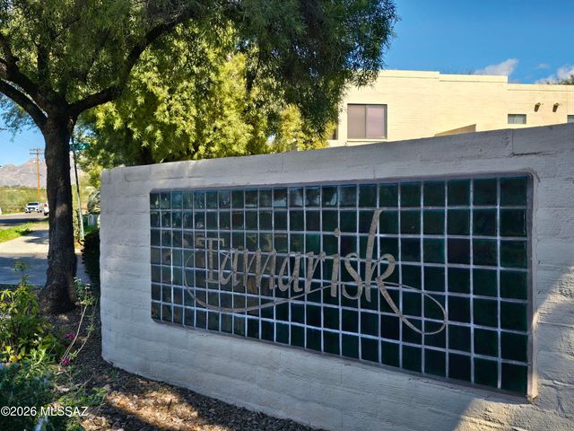 2817 E Sierra Vista Road, Tucson, AZ 85716