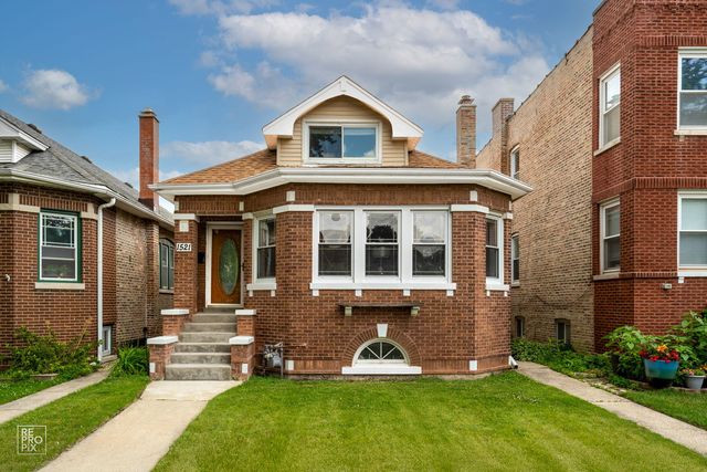 1521 Gunderson Avenue, Berwyn, IL 60402