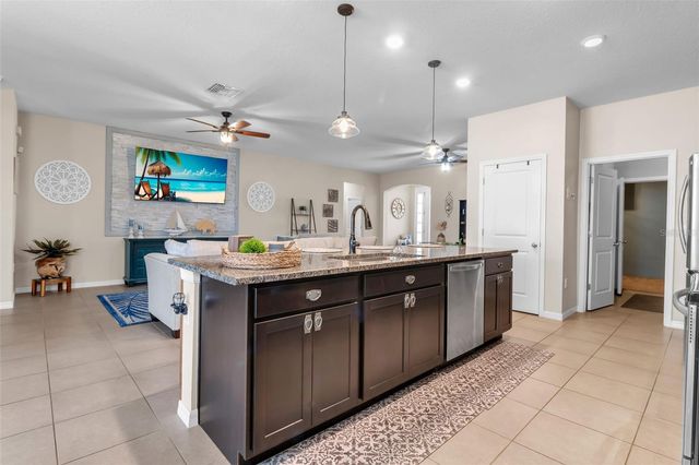 13225 WATERLEAF GARDEN CIRCLE, Riverview, FL 33579