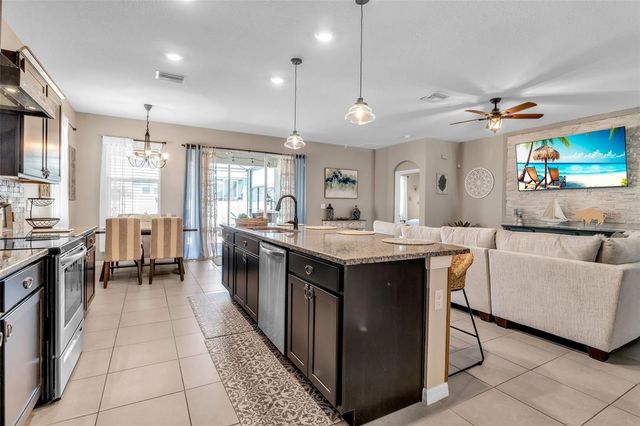 13225 WATERLEAF GARDEN CIRCLE, Riverview, FL 33579