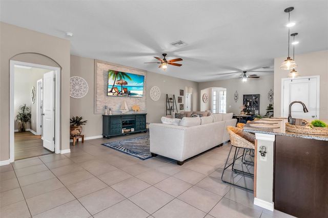 13225 WATERLEAF GARDEN CIRCLE, Riverview, FL 33579