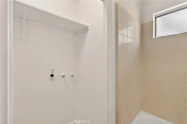 1646 W North Bear Creek, Merced, CA 95348