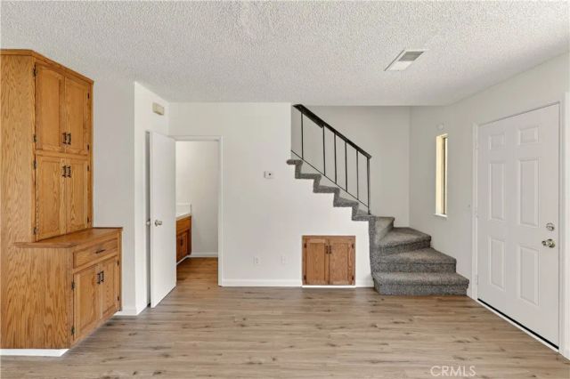 1646 W North Bear Creek, Merced, CA 95348