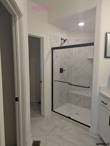 12555 Quail Drive, Bellevue, NE 68123