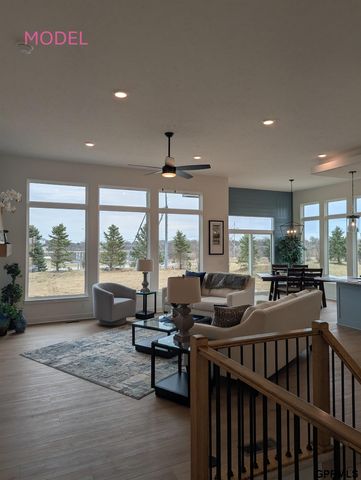 12555 Quail Drive, Bellevue, NE 68123