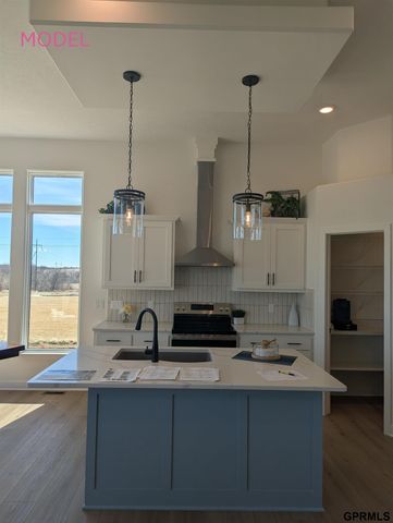 12555 Quail Drive, Bellevue, NE 68123