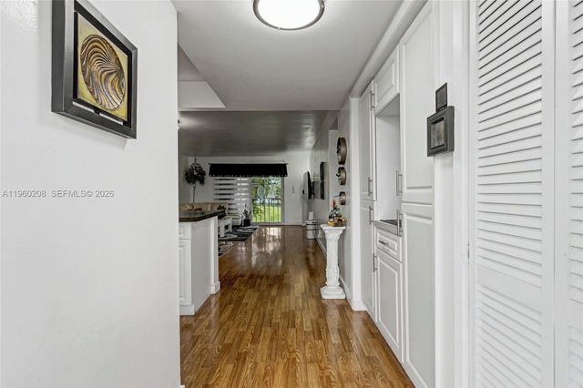 5100 Washington St 207, Hollywood, FL 33021