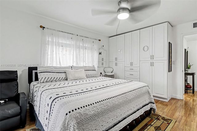 5100 Washington St 207, Hollywood, FL 33021