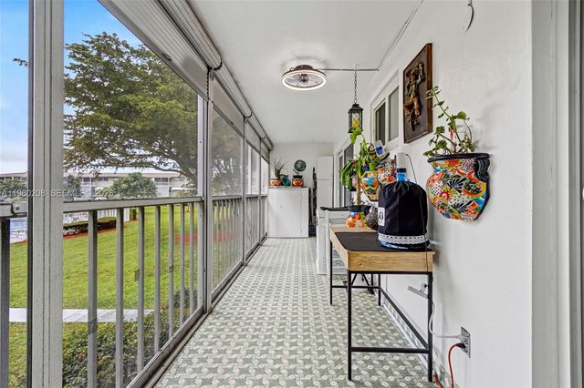 5100 Washington St 207, Hollywood, FL 33021