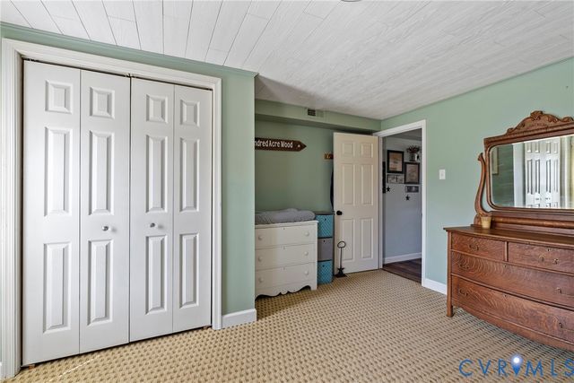 562 Bobcat Ln, Little Plymouth, VA 23091