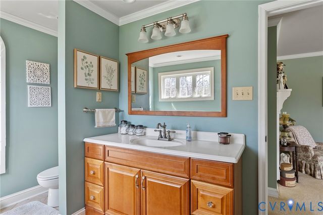 562 Bobcat Ln, Little Plymouth, VA 23091