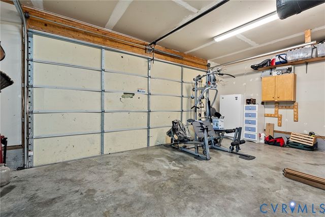 562 Bobcat Ln, Little Plymouth, VA 23091