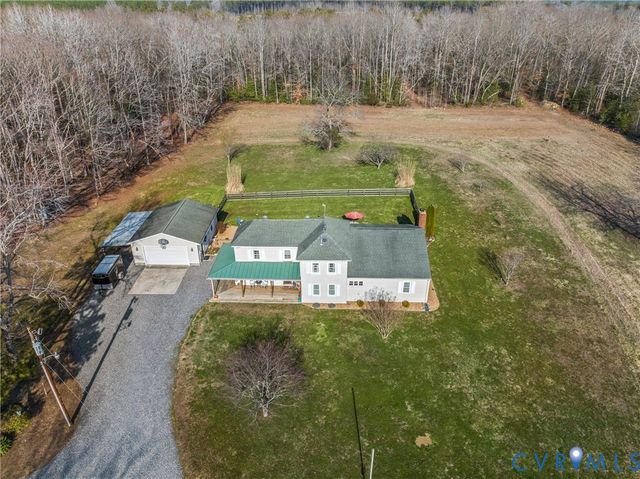 562 Bobcat Ln, Little Plymouth, VA 23091