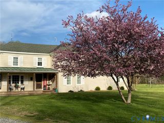 562 Bobcat Ln, Little Plymouth, VA 23091