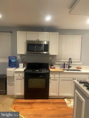 19221 STALEYBRIDGE RD, Germantown, MD 20876