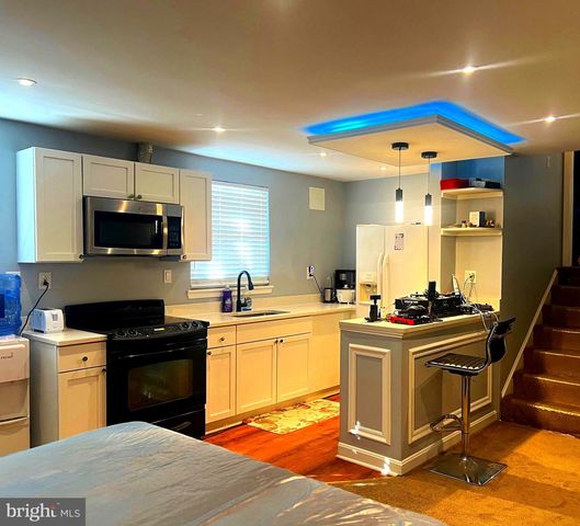 19221 STALEYBRIDGE RD, Germantown, MD 20876