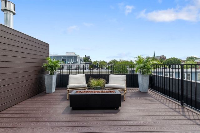 532 E. 3rd Street 5, Boston, MA 02127