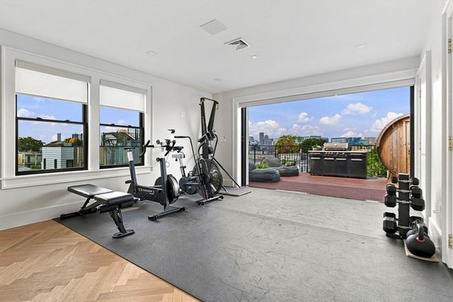 532 E. 3rd Street 5, Boston, MA 02127