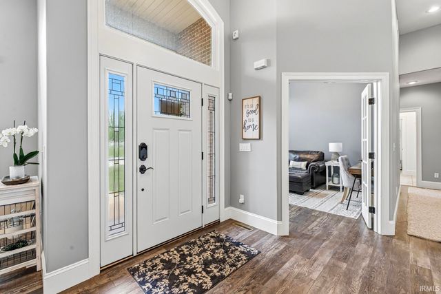 51678 Meadow Pointe Drive, Granger, IN 46530