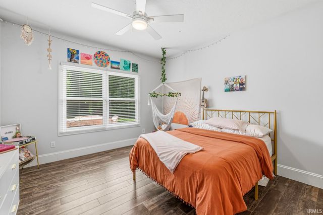 51678 Meadow Pointe Drive, Granger, IN 46530