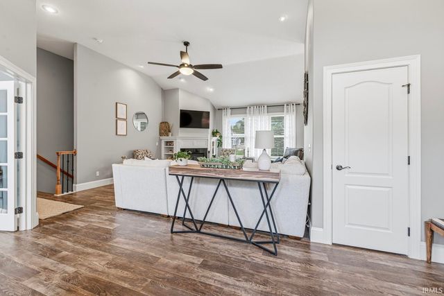 51678 Meadow Pointe Drive, Granger, IN 46530