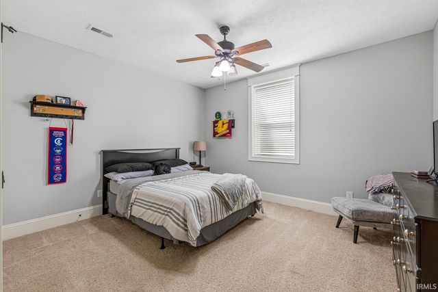 51678 Meadow Pointe Drive, Granger, IN 46530