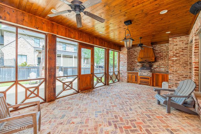 104 Ivy Brook Drive, Madison, MS 39110