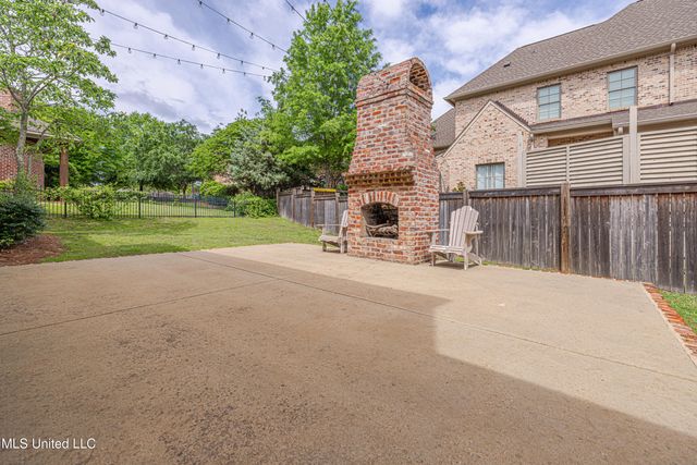 104 Ivy Brook Drive, Madison, MS 39110