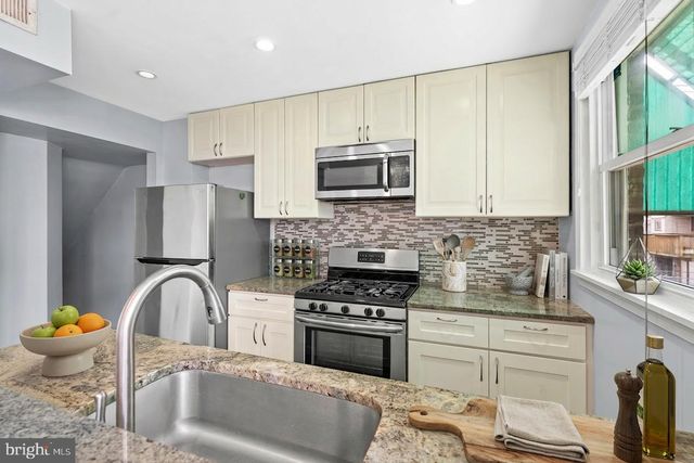 3522 MERIDIAN ST, Philadelphia, PA 19136