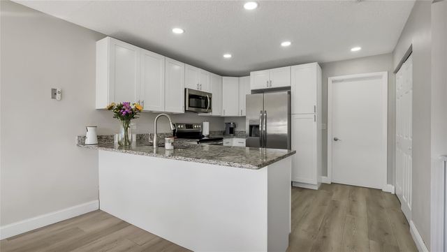 16932 SW 5th Way, Weston, FL 33326