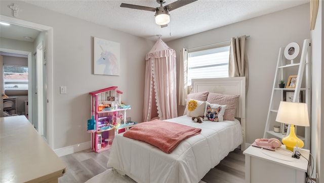 16932 SW 5th Way, Weston, FL 33326