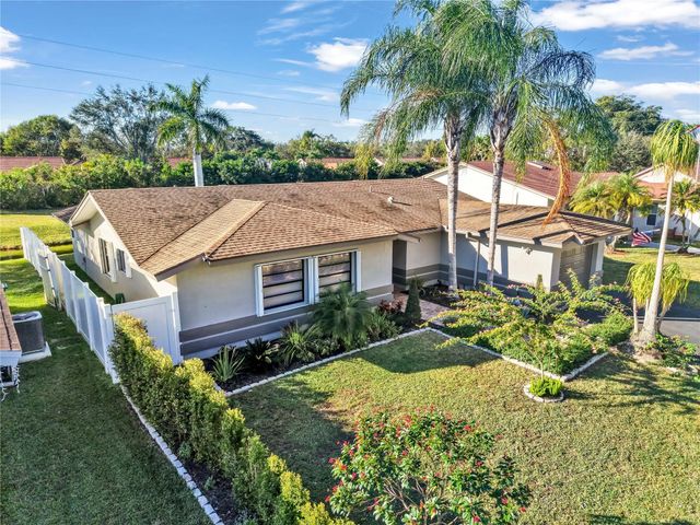 16932 SW 5th Way, Weston, FL 33326