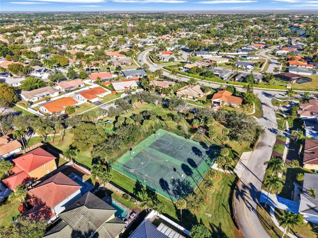 16932 SW 5th Way, Weston, FL 33326