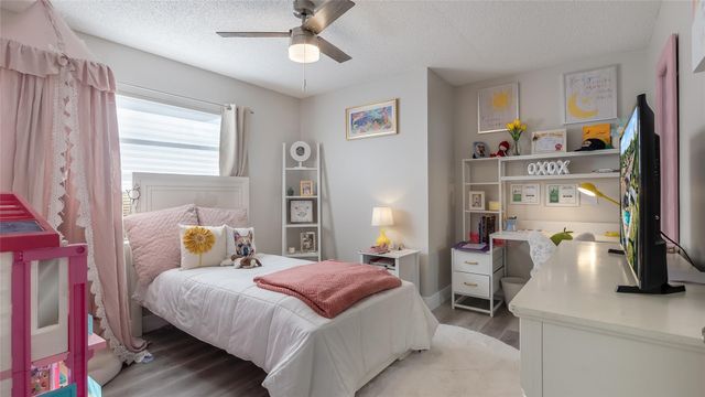 16932 SW 5th Way, Weston, FL 33326