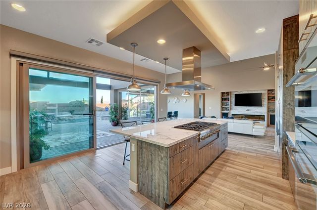 6832 Apogee Ridge Court, Las Vegas, NV 89135