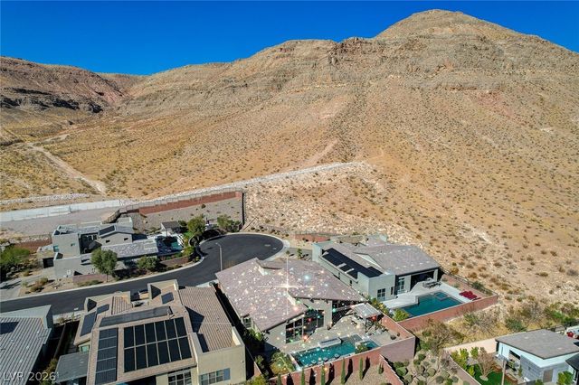 6832 Apogee Ridge Court, Las Vegas, NV 89135