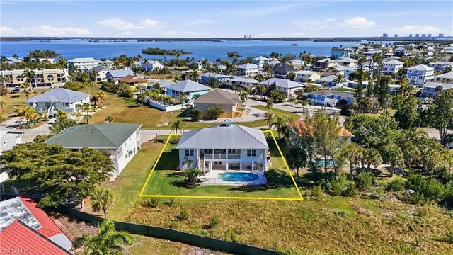 21188 Noddy Tern DR, Fort Myers Beach, FL 33931