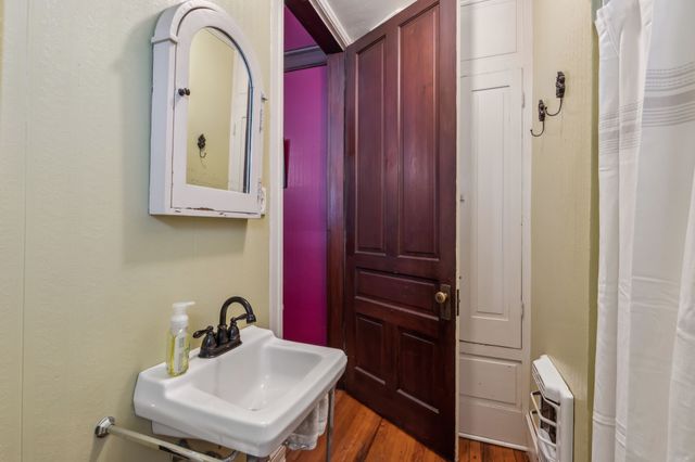 819 S Crockett Street, Sherman, TX 75090