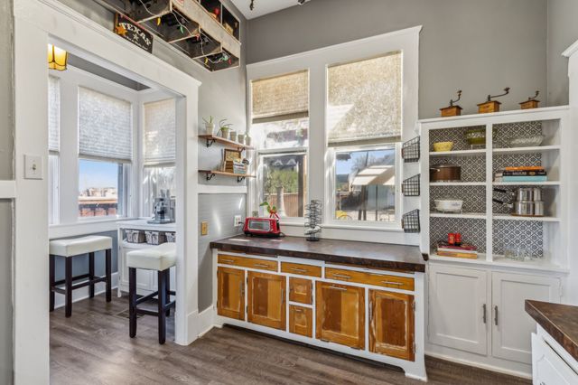 819 S Crockett Street, Sherman, TX 75090