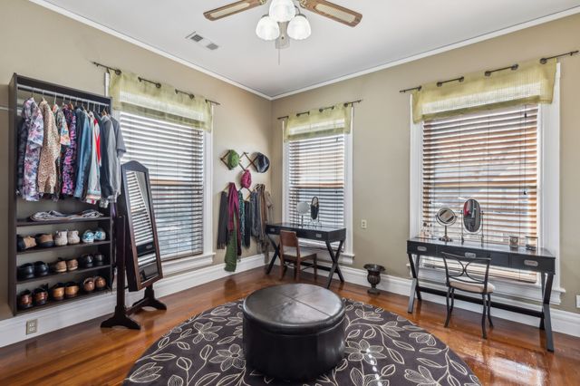 819 S Crockett Street, Sherman, TX 75090