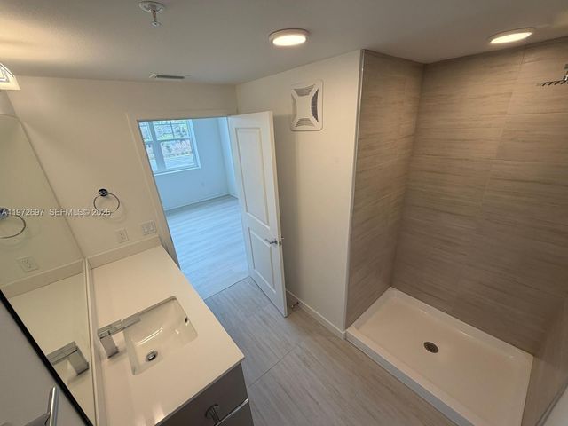 5587 Millenia Park Boulevard 222, Orlando, FL 32839