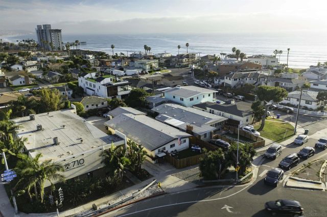 4980-82 La Jolla Blvd, San Diego, CA 92109