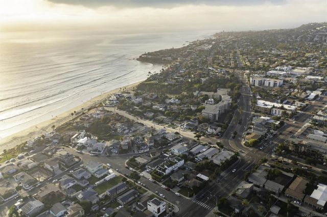 4980-82 La Jolla Blvd, San Diego, CA 92109