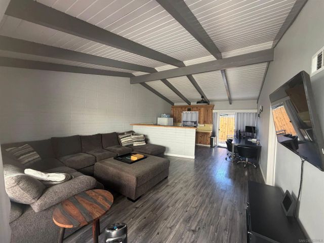 4980-82 La Jolla Blvd, San Diego, CA 92109