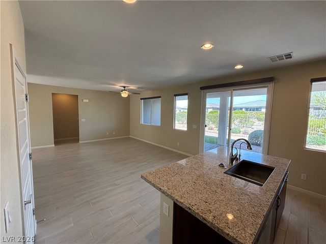 4882 East Beacon Ridge Drive, Pahrump, NV 89061