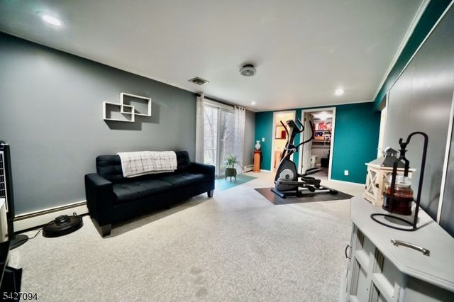 51 Lounsberry Hollow Rd, Vernon Twp., NJ 07461