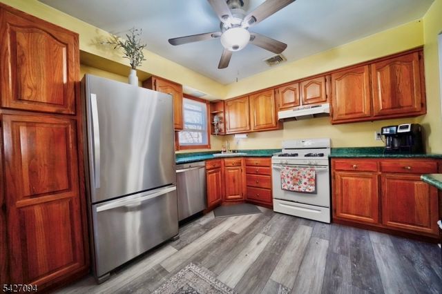 51 Lounsberry Hollow Rd, Vernon Twp., NJ 07461
