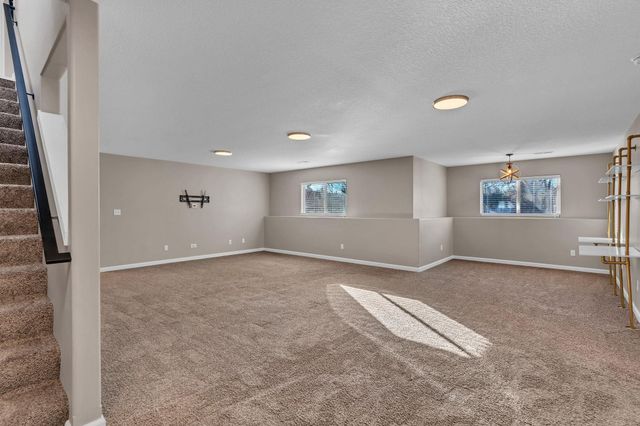 5029 N Saker Cir, Wichita, KS 67219